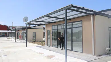 Hatay'da 2 bin 509 geçici iş yerleri teslim edildi