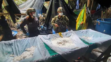 Kolombiya'da dev uyuşturucu operasyonu: 5 ton kokain ele geçirildi!