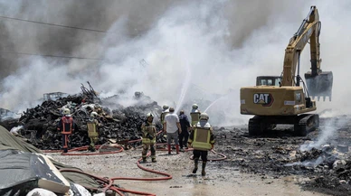 Ankara'da yatak fabrikasında yangın çıktı