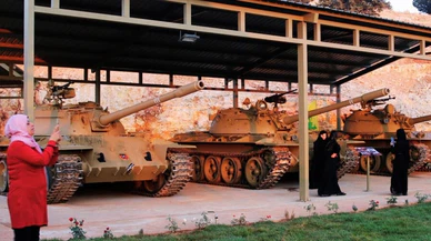 Hizbullah askeri fuar düzenledi