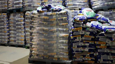 Edirne'de bir markette 4 ton sahte deterjan ele geçirildi