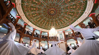 Bursa Mevlevihanesi’nde 98 yıl sonra ilk sema gösterisi!