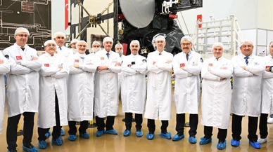 Türksat 6A'nın güneş panellerinin açılım testleri yapıldı