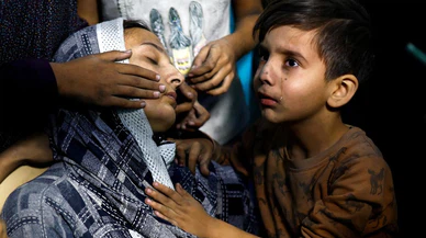 Gazze'de saldırılar 39'uncu gününde şiddetlenerek devam ediyor