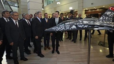 Akar: “Arkadaşlar gemi, helikopter, uçak yapıyoruz"