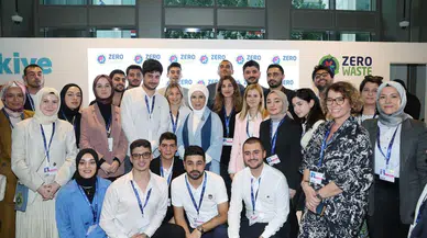 Emine Erdoğan, Dubai'de iklim elçisi gençlerle bir araya geldi!