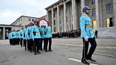 TBMM’de, eski vekil Orhon için cenaze töreni!
