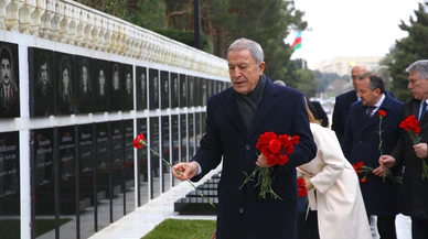 Akar: “Tek yumruk, tek yürek, tek ordu”