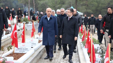 Depremzede hayatını kaybedenler, dualarla anıldı!