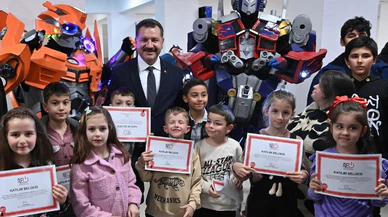 NE10'un genç beyinleri mezuniyet belgelerini aldı