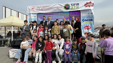 Depremzede çocuklar, "Sıfır Atık" etkinliğine akın etti
