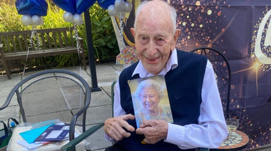 Dünyanın en yaşlı erkeği: John Tinniswood