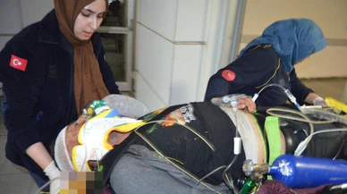 Sosyal medya fenomenine canlı yayında kamyon çarptı!