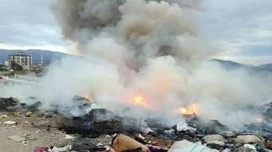 Malatya’da hurdacılar sitesinde korkutan yangın