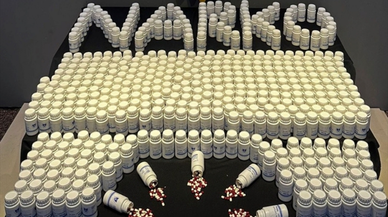 Kargo paketinde 28 bin 177 sentetik ecza ele geçirildi