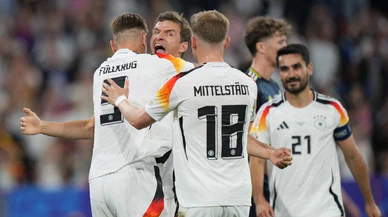 Ev sahibi Almanya, 3 puanla başladı!