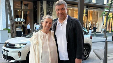 İsmail Küçükkaya'nın annesi hayatını kaybetti