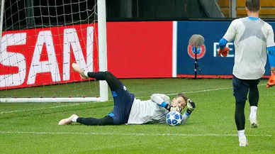 Bayern Münih kaleci Alexander Nübel ile 5 yıllık sözleşme imzaladı