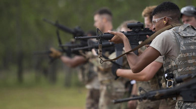 ABD askerleri birbirini vurdu