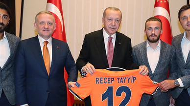 Şampiyon Başakşehir Külliye'de