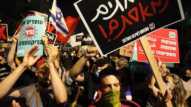 İsrail'de Netanyahu istifa sesleri