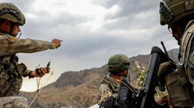 3 terörist etkisiz hale getirildi!