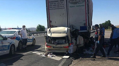 Gurbetçi aile kaza yaptı: 5 ölü