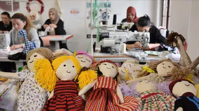 Trabzon’da atık kumaşlar oyuncağa dönüşüyor