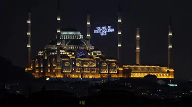 Kadir Gecesi, tüm yurtta dualarla idrak edildi