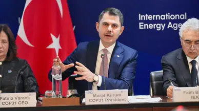 Bakan Kurum Paris’te enerji dönüşümünü anlattı