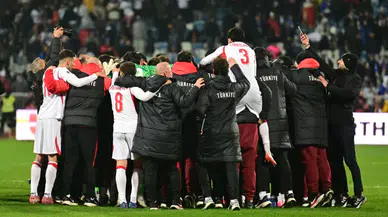 Dünya Kupası biletini alan A Milli Futbol Takımı’na tebrik yağdı