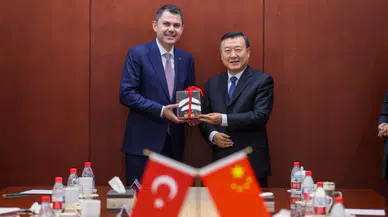 Bakan Kurum, Çinli mevkidaşı Ni Hong ile Pekin’de görüştü