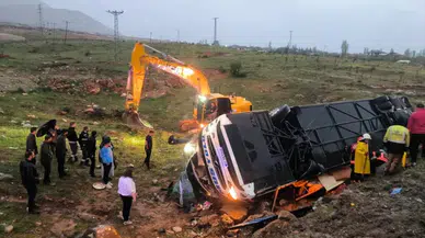 Malatya’da yolcu otobüsü şarampole devrildi: 4 ölü, 15 yaralı