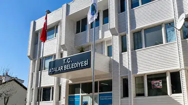 Adalar Belediyesine rüşvet operasyonu: Belediye Başkanı Akpolat dahil 39 şüpheli adliyeye sevk edildi