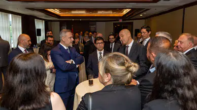 Dışişleri Bakanı Fidan, Kanada’da Türk iş insanlarıyla bir araya geldi