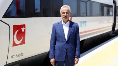 Bakan Uraloğlu: "Demir yolu ağını 2028’de 17 bin 287 kilometreye çıkaracağız"