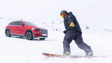 Togg T10X kar pistine çıktı!