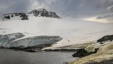 Türk bilim insanlarından Antarktika’da iklim değişikliğine dikkat çeken sembolik tırmanış