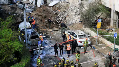 İran, İsrail'e gece yarısı 6 saldırı düzenledi