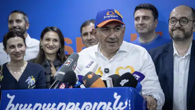 Paşinyan: "Halk devlete, bağımsızlığa ve barışa sahip çıktı"