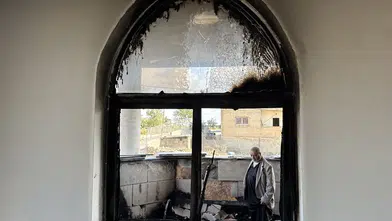 Batı Şeria’da camiye saldırı: Kundaklanan ibadethaneye ırkçı sloganlar yazıldı