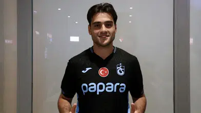 Trabzonspor’dan kanat hamlesi: Aral Şimşir imzayı attı