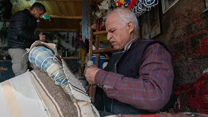 Adıyamanlı semer ustası Mehmet Ulucan 50 yıldır ata mesleğini sürdürüyor