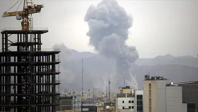 ABD-İsrail'in saldırılarında Tahran eyaletinde 12 bin konut hasar gördü