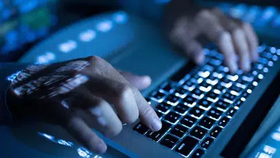 Sosyal medyada tehdit ve propagandaya karşı büyük operasyon: 358 şüpheli gözaltına alındı