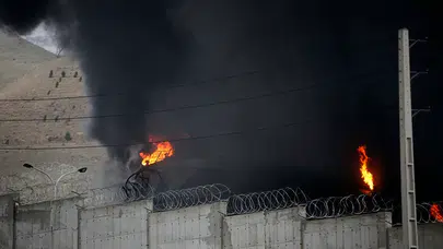 Tahran'da en az 460 ölü, 4 binden fazla yaralı