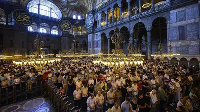 İllere göre bayram namazı saatleri açıklandı