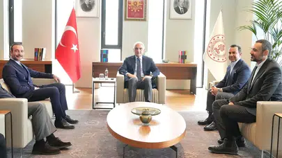 Bakan Ersoy’dan Görkem Sevindik’e destek: “Tehdit ve nefret dili kabul edilemez”