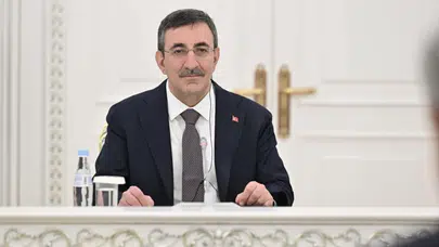 Yılmaz’dan 23 Nisan mesajı: “Milli irade kararlılıkla yolumuzu aydınlatıyor