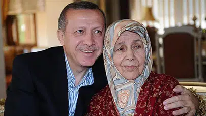 Cumhurbaşkanı Erdoğan’dan Anneler Günü mesajı: “Türkiye Yüzyılı annelerin emeğiyle yükselecek”